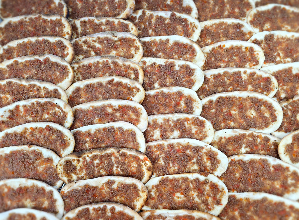 Ein Kilo Hackfleisch / Safeha I كيلو لحم بعجين / صفيحة – Heiße Fatiera ...